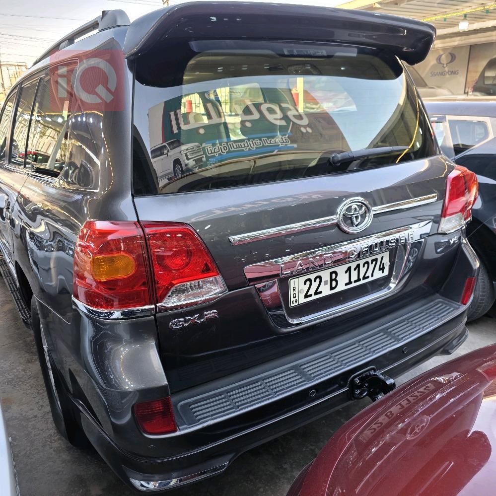 تويوتا لاندكروزر